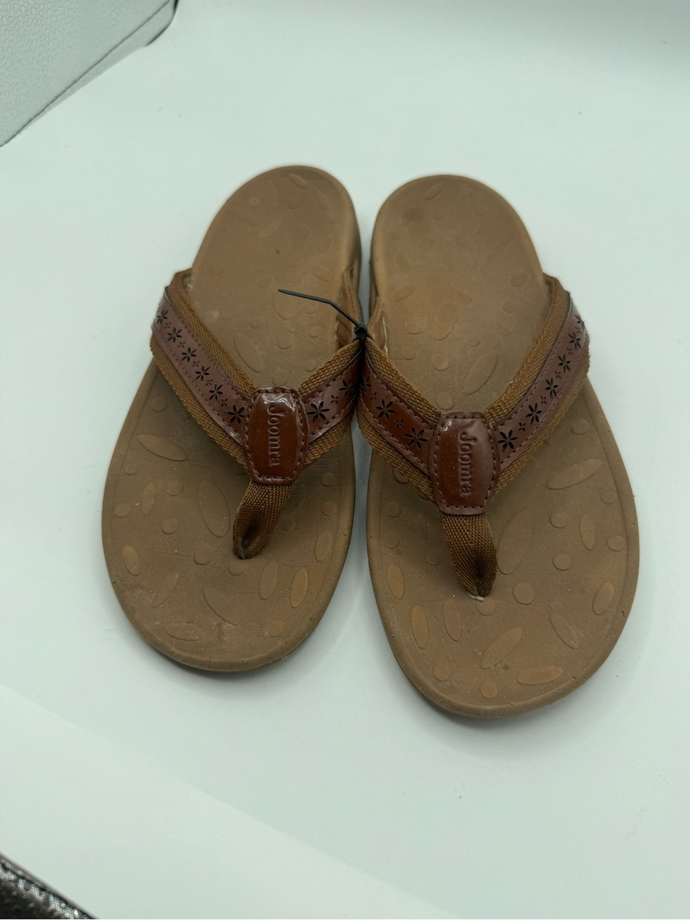 Joomra Women’s Brown Arch Support Flip Flops Sz 8.5